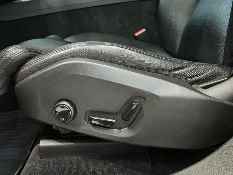 Volvo XC 60 T-5 INSCRIPTION 2.0 AWD 5p