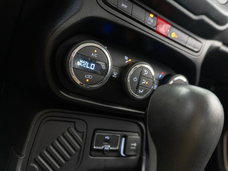 Jeep Renegade Longitude 1.8 4x2 Flex 16V Aut.