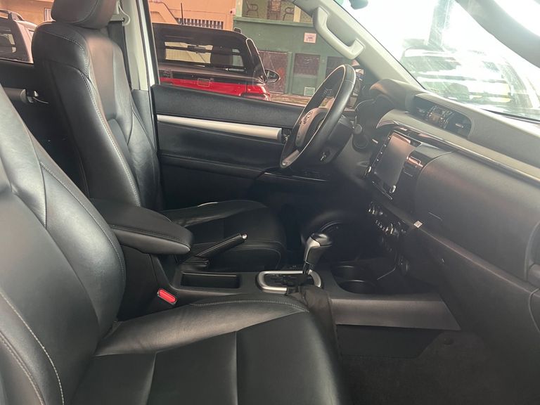 Toyota Hilux CD SRV 4x4 2.8 TDI Diesel Aut.