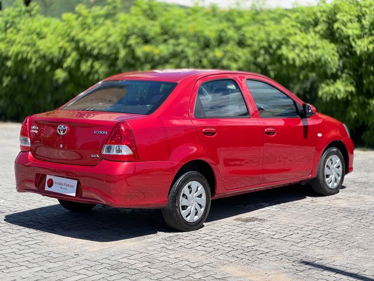 Toyota ETIOS X Sedan 1.5 Flex 16V 4p Aut.