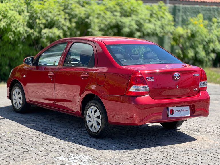 Toyota ETIOS X Sedan 1.5 Flex 16V 4p Aut.