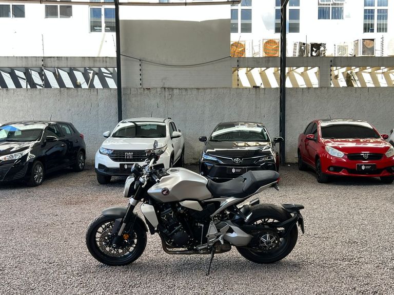 HONDA CB 1000R/ABS