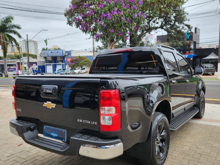 Chevrolet S10 Pick-Up LTZ 2.8 TDI 4x4 CD Dies.Aut