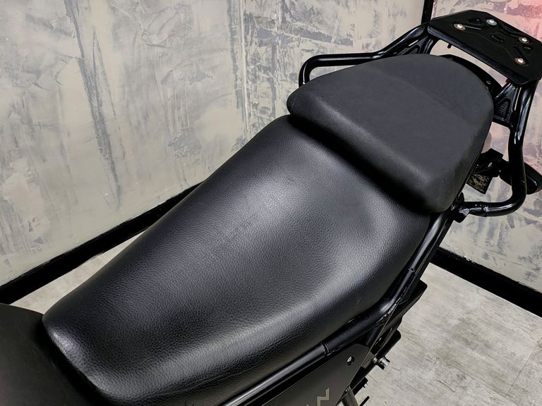 Royal Enfield Himalayan 411 EFI