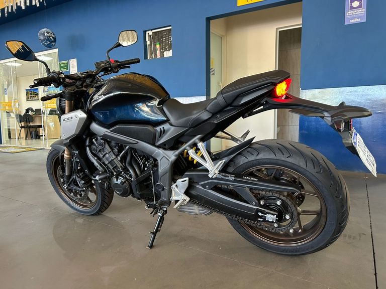 HONDA CB 650R