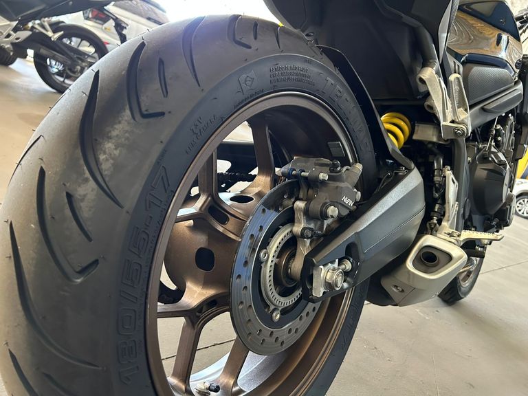 HONDA CB 650R