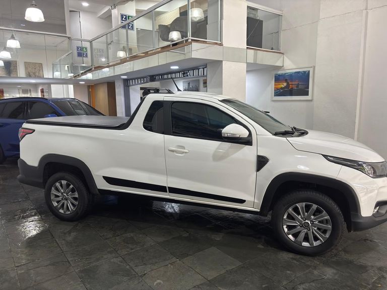 Fiat Strada Freedom 1.3 Flex 8V  CS Plus