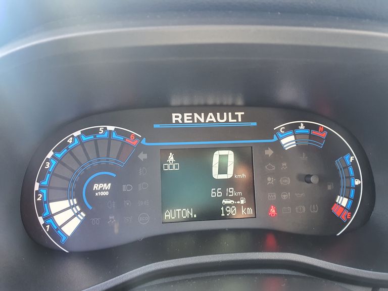 Renault KWID OUTSIDER 1.0 Flex 12V 5p Mec.