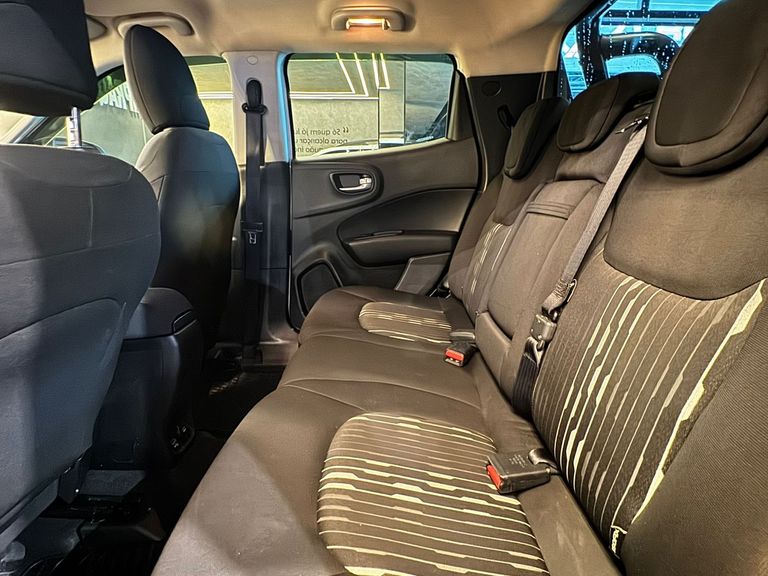 Fiat Toro Freedom 1.8 16V Flex Aut.