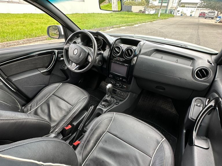 Renault DUSTER OROCH Dyna. 2.0 Flex 16V Aut.