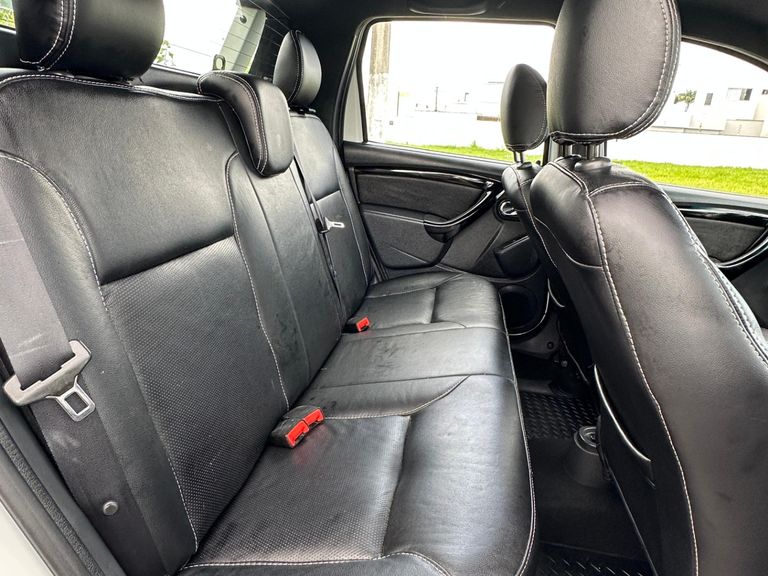 Renault DUSTER OROCH Dyna. 2.0 Flex 16V Aut.