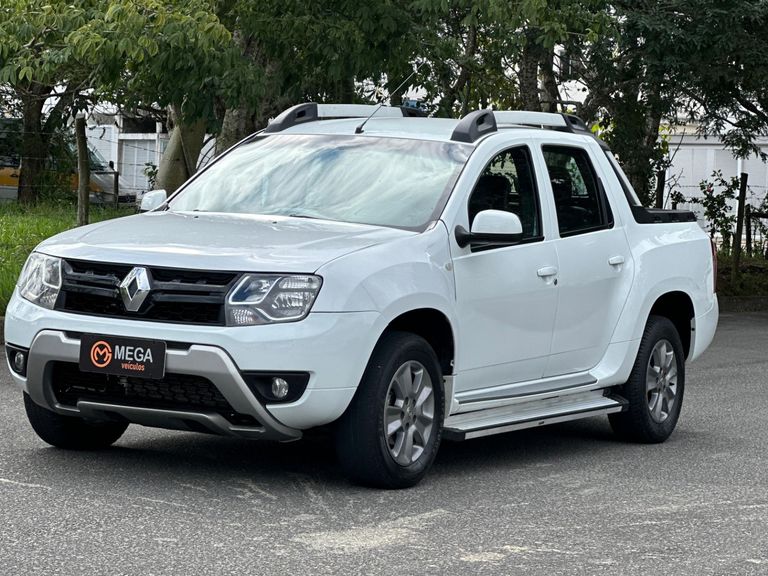 Renault DUSTER OROCH Dyna. 2.0 Flex 16V Aut.