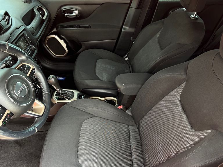 Jeep Renegade Longitude 1.8 4x2 Flex 16V Aut.