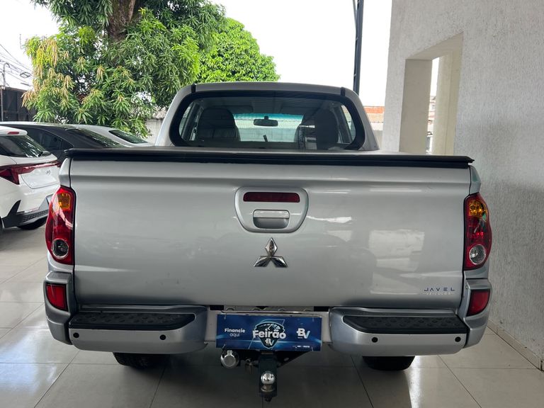 Mitsubishi L200 Triton GL 3.2 CD TB Int. Dies. Mec.