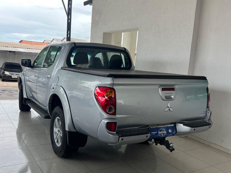 Mitsubishi L200 Triton GL 3.2 CD TB Int. Dies. Mec.