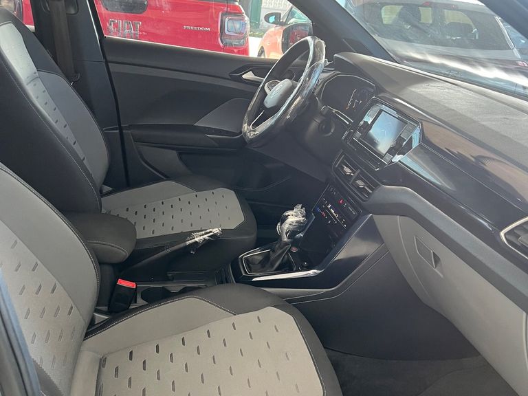 VolksWagen T-Cross Comfortline 1.0 TSI Flex 5p Aut.