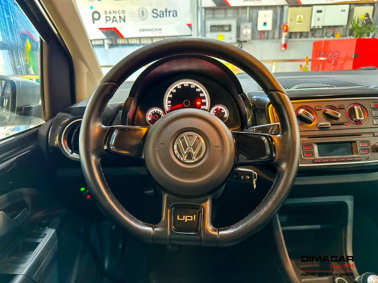 VolksWagen up! black/white/red 1.0 T. Flex 12V 5p