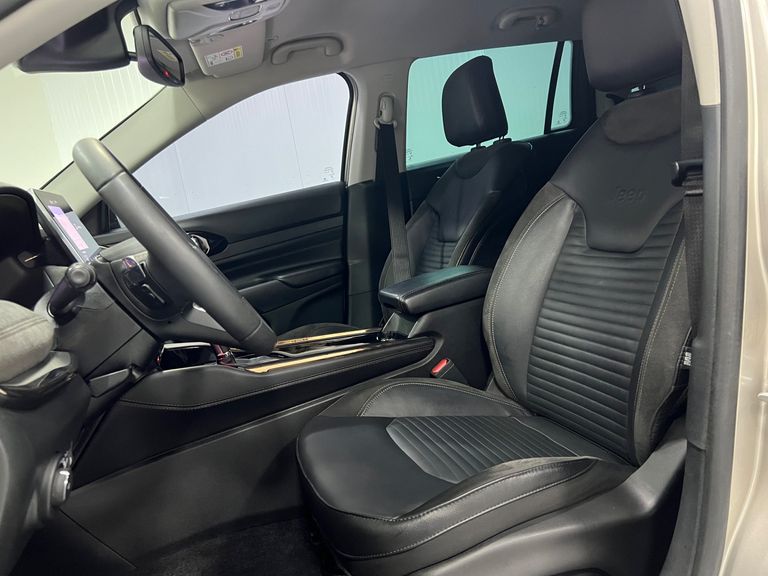 Jeep Commander Limited T270 1.3 TB Flex Aut.