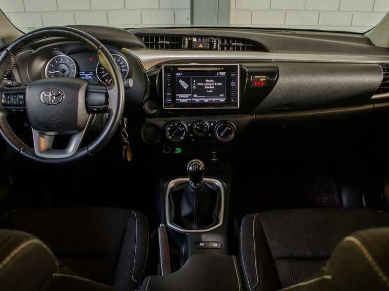 Toyota Hilux CD SR 4x2 2.7 16V/2.7 Flex Mec.