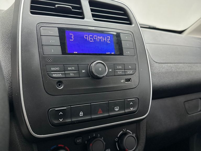 Renault KWID Zen 1.0 Flex 12V 5p Mec.