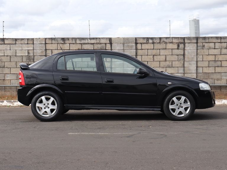 Chevrolet Astra Advantage 2.0 MPFI 8V FlexPower 5p