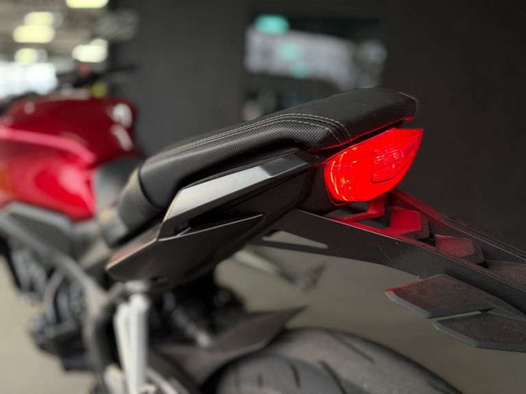 HONDA CB 650R