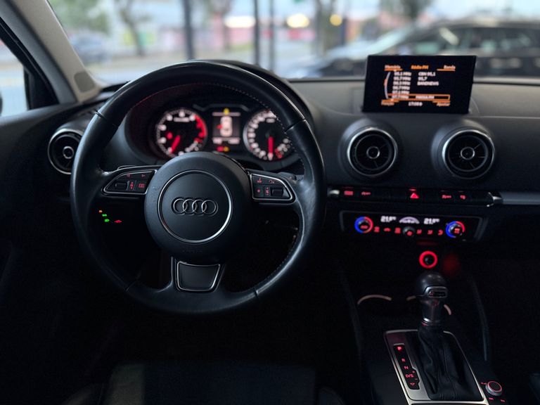 Audi A3 Sed.1.8/1.8 Ambit.16V TB FSI S-tronic