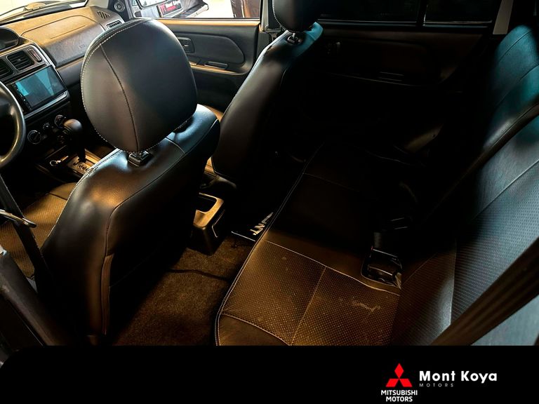 Mitsubishi Pajero TR4 2.0/ 2.0 Flex 16V 4x4 Aut.