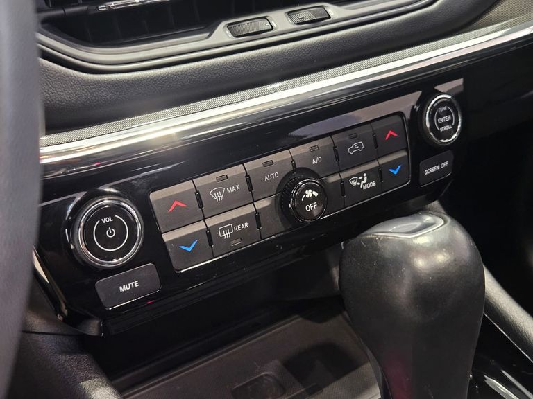 Jeep  SERIE S 270TF
