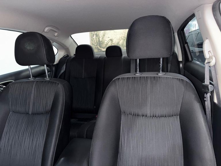 Nissan Sentra S 2.0 FlexStart 16V Aut.