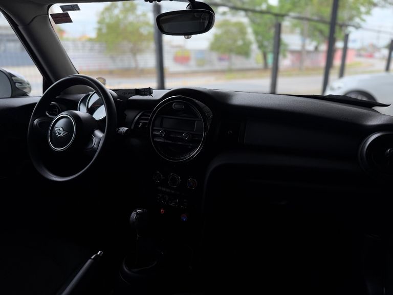 Mini ONE 1.2 12V Turbo 2p Mec.