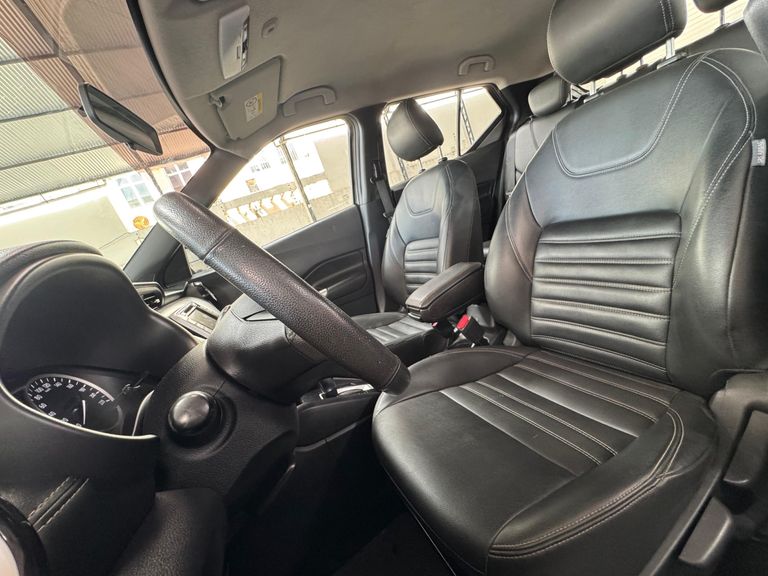 Nissan KICKS SL 1.6 16V FlexStar 5p Aut.
