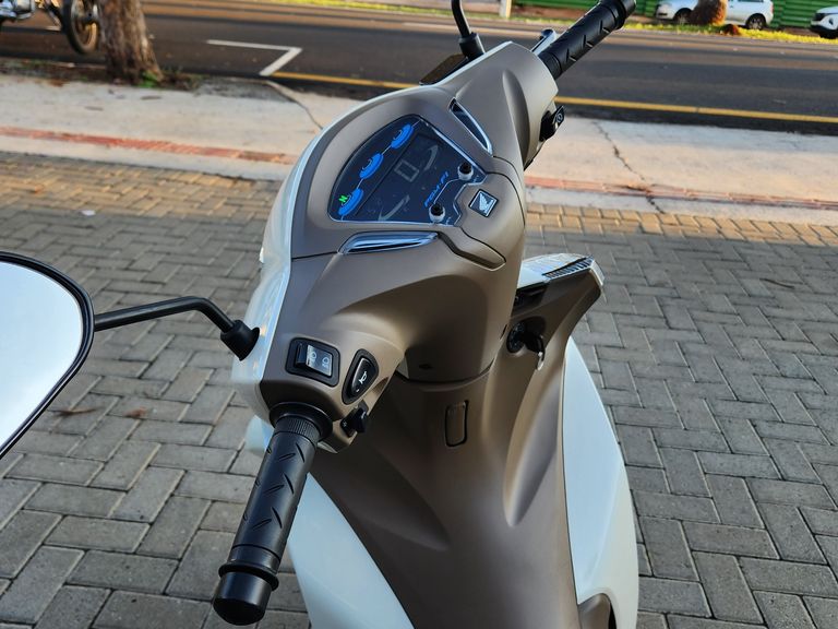 HONDA BIZ 125/125i Flex