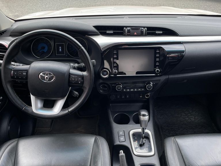 Toyota Hilux CD SRV 4x4 2.8 TDI Diesel Aut.