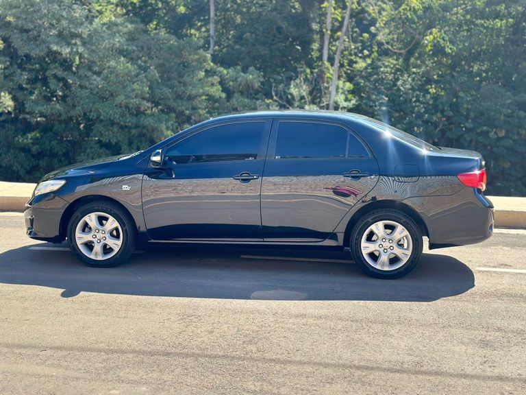 Toyota Corolla XEi 2.0 Flex 16V Aut.