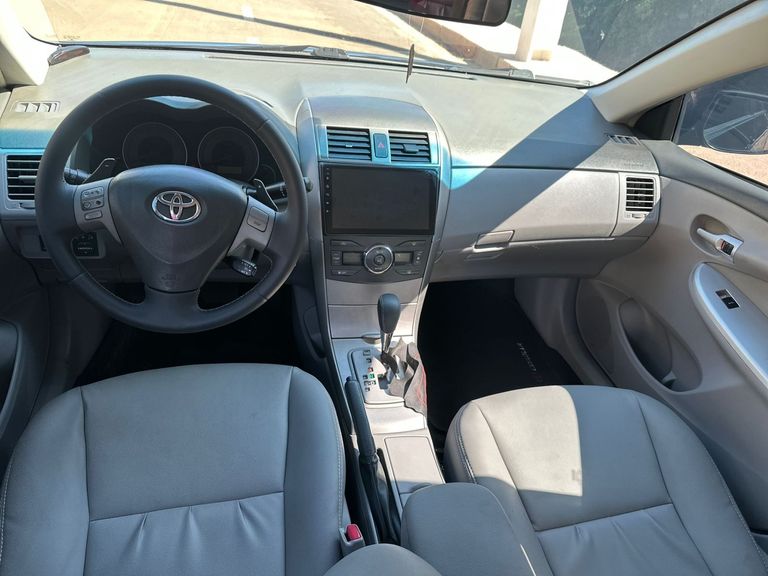 Toyota Corolla XEi 2.0 Flex 16V Aut.