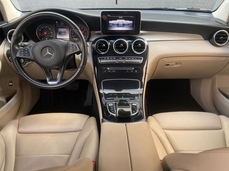 Mercedes GLC 250 Sport 4MATIC 2.0 TB 16V Aut.