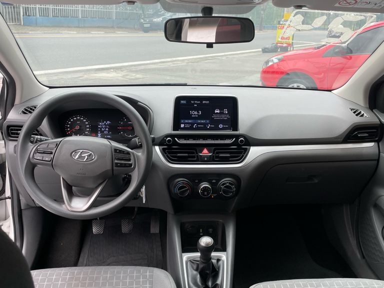 Hyundai HB20S Comfort Plus 1.0 Flex 12V Mec.