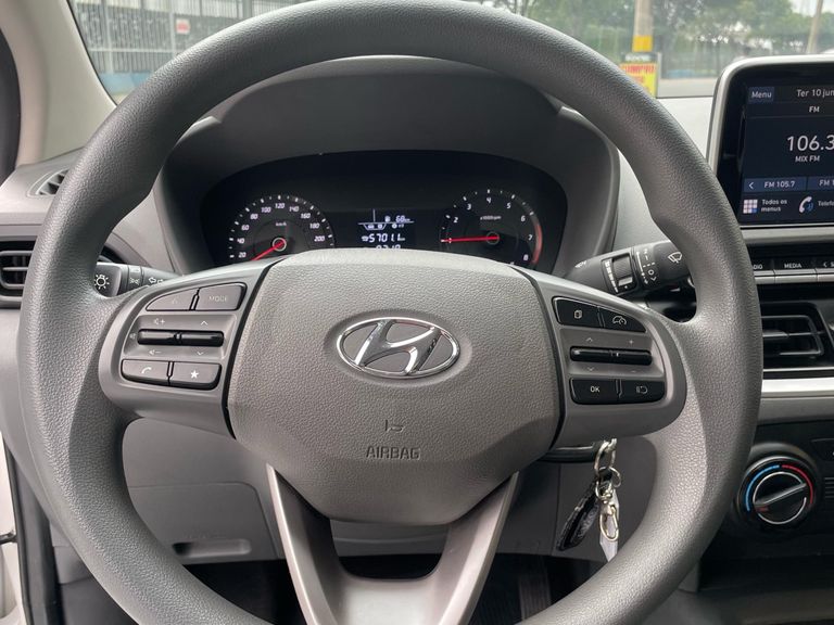 Hyundai HB20S Comfort Plus 1.0 Flex 12V Mec.