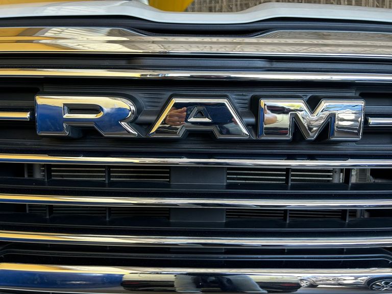 RAM RAMPAGE LAR. HURR. 4 2.0 TB CD 4X4  Aut.
