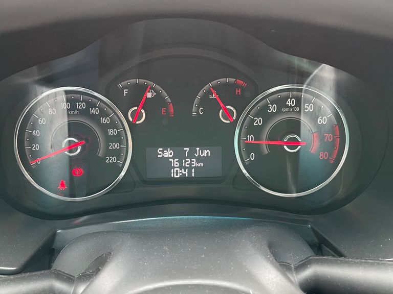 Fiat Grand Siena 1.0 EVO Flex 8V 4p