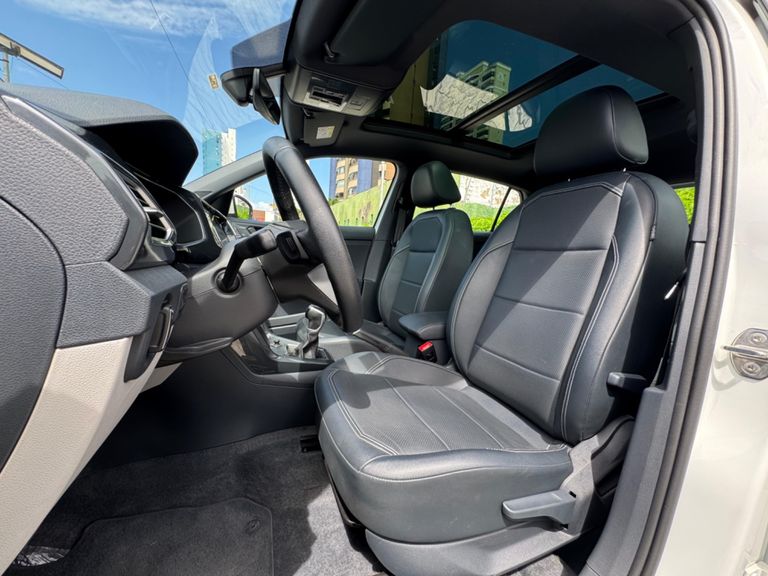 VolksWagen T-Cross Highline 1.4 TSI Flex 16V 5p Aut