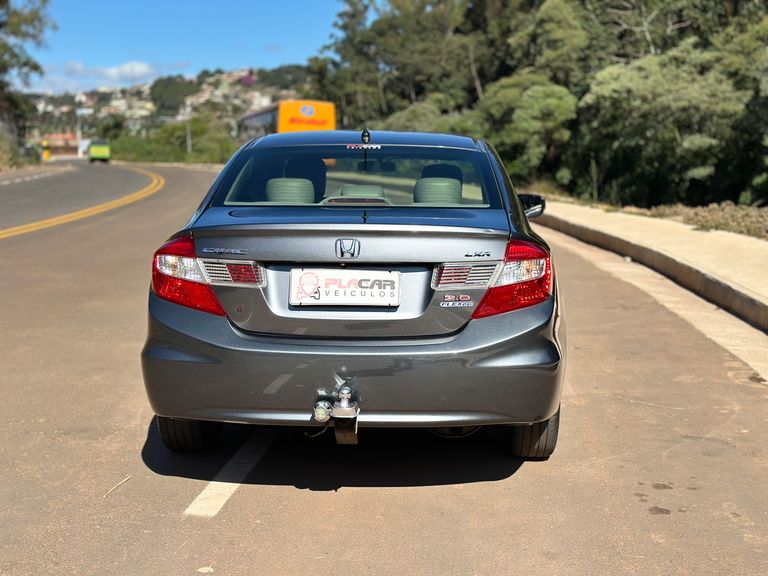 Honda Civic Sedan LXR 2.0 Flexone 16V Aut. 4p
