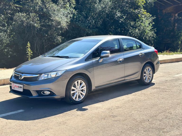 Honda Civic Sedan LXR 2.0 Flexone 16V Aut. 4p