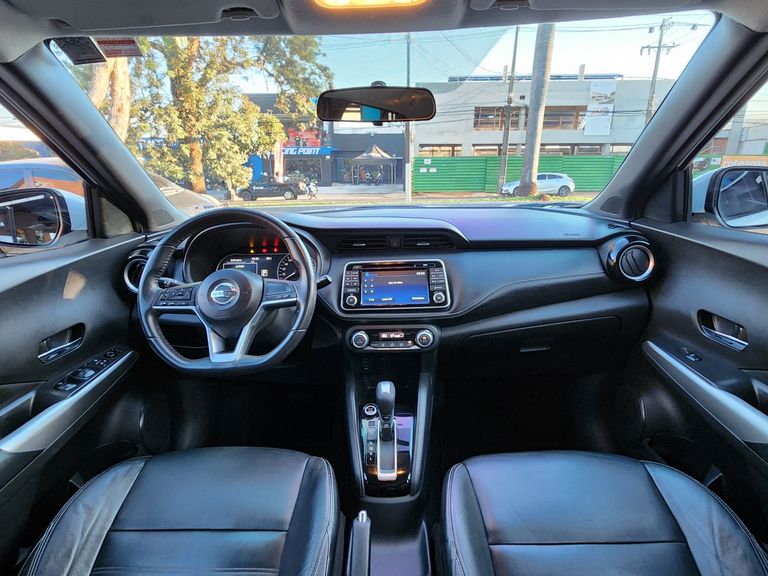 Nissan KICKS SL 1.6 16V FlexStar 5p Aut.