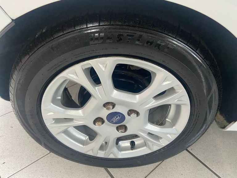 Ford Fiesta 1.6 16V Flex Aut. 5p
