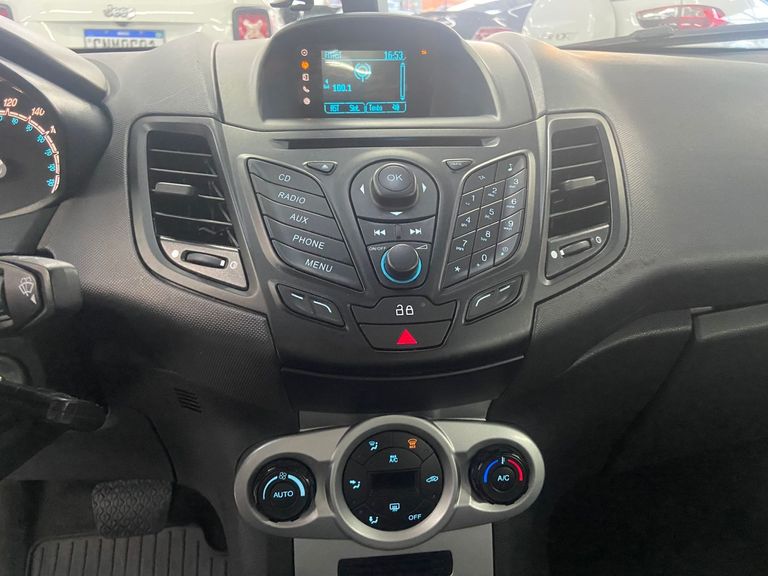 Ford Fiesta 1.6 16V Flex Aut. 5p