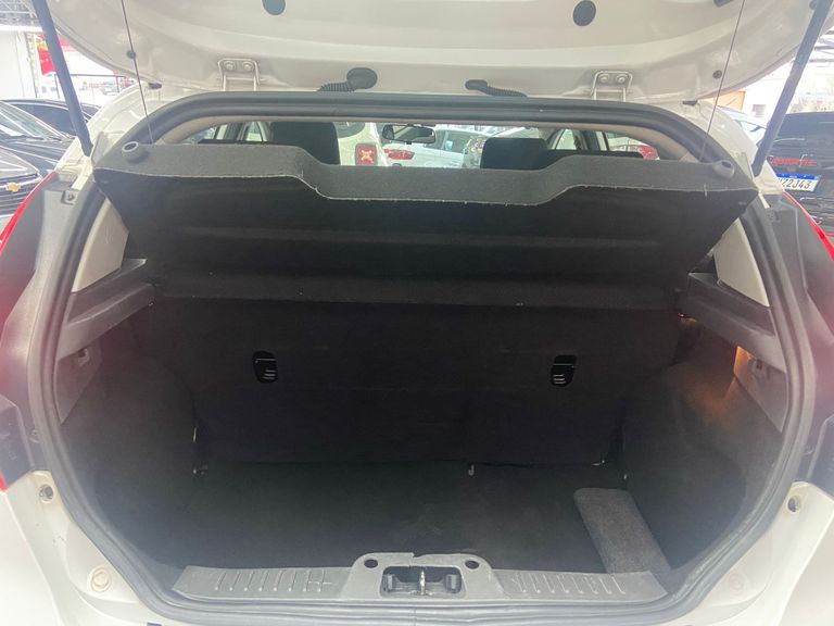 Ford Fiesta 1.6 16V Flex Aut. 5p