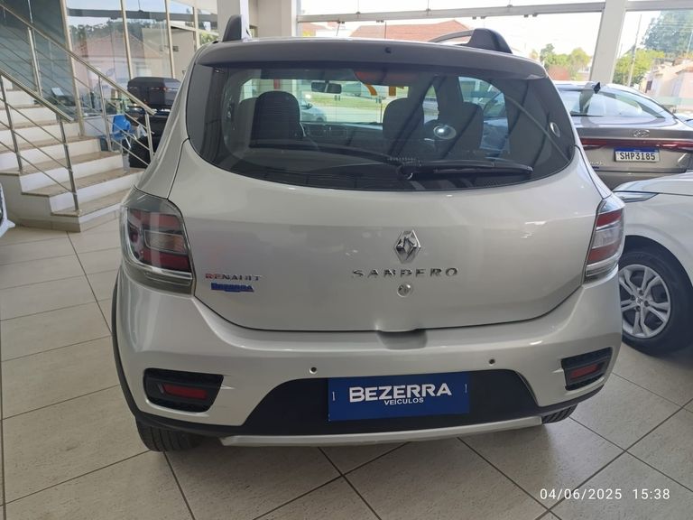 Renault SANDERO STEPWAY Flex 1.6 16V 5p