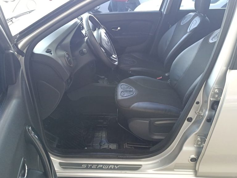 Renault SANDERO STEPWAY Flex 1.6 16V 5p